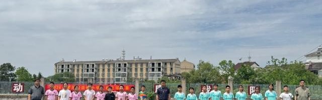 爱游戏体育app下载-庐江县罗河镇店桥小学班级足球联赛火热开赛